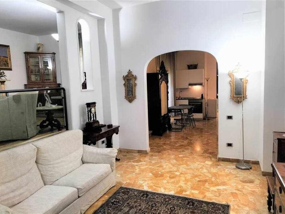 Lorenzo Il Magnifico Elegant With Two Bedrooms Apartamento Florença